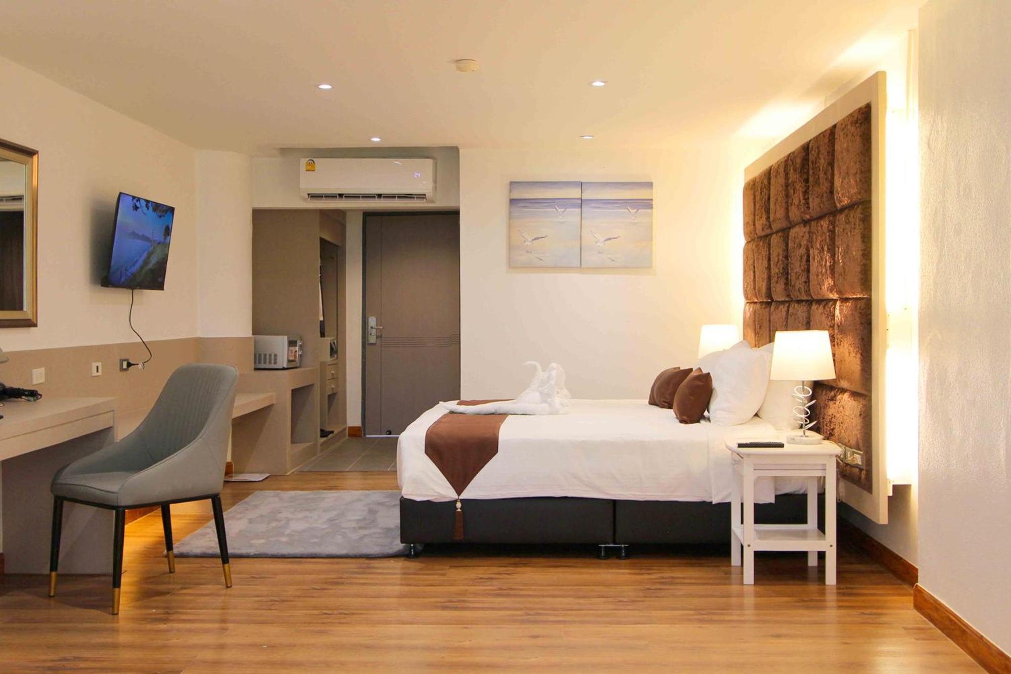 Pooh Beach Resort & Spa Praia de Jomtien Exterior foto