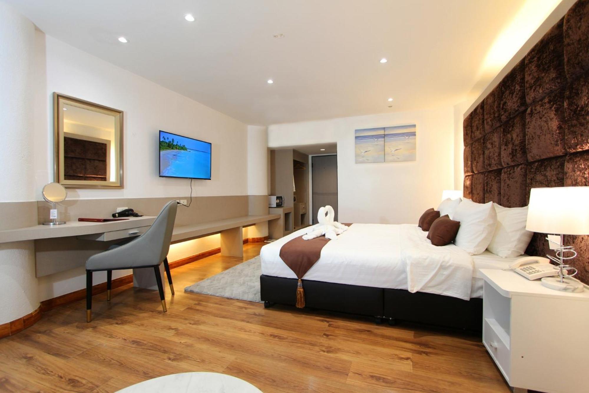 Pooh Beach Resort & Spa Praia de Jomtien Exterior foto