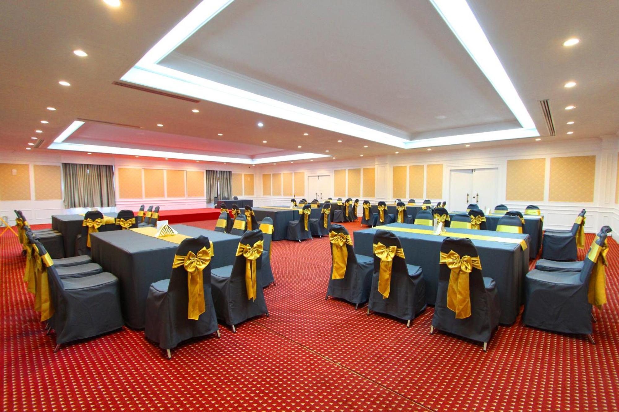 Pooh Beach Resort & Spa Praia de Jomtien Exterior foto