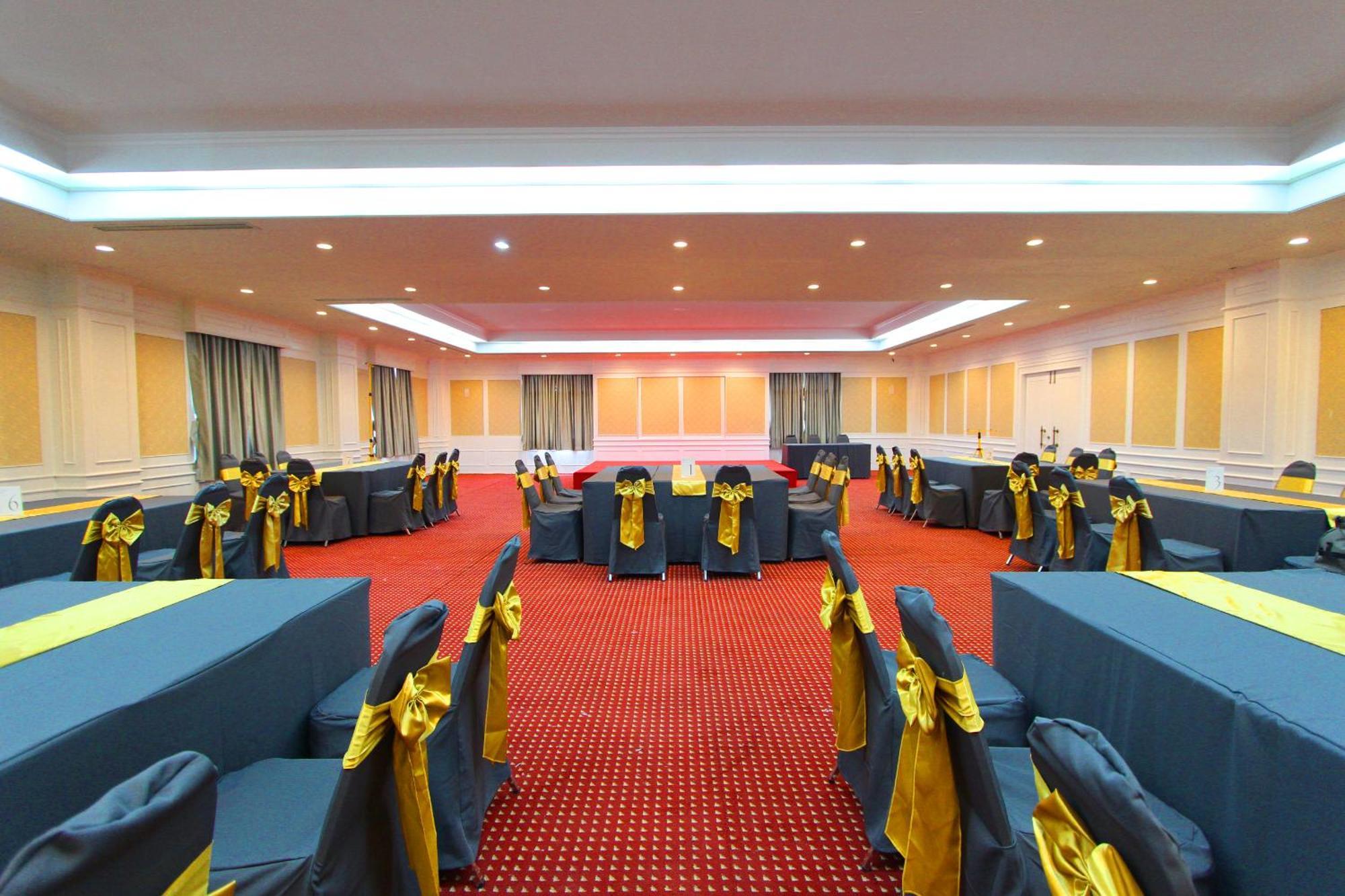 Pooh Beach Resort & Spa Praia de Jomtien Exterior foto